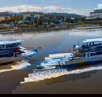 2.5 Hour Morning Discovery Cruise including sailing into the Cataract Gorge - Accommodation Main Beach