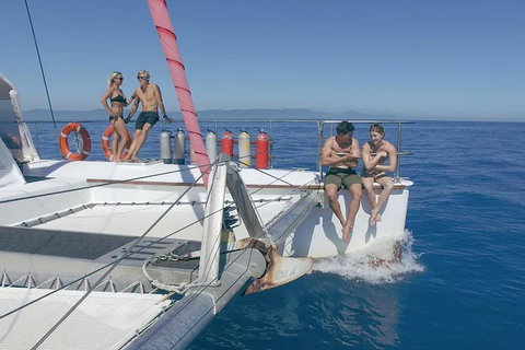 Full-Day Great Barrier Reef Sailing Trip - Accommodation Main Beach 1