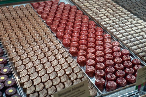 Yarra Valley Private Car Winery Tour And Chocolate.1-7 Passengers One Car Price - Accommodation Main Beach 4