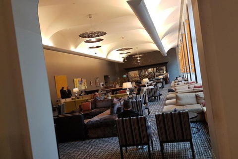 Live Like A Local: Explore Some Favourite Spots On A Playful Audio Walking Tour - Accommodation Main Beach 0