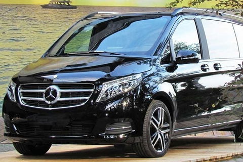 Yarra Valley Premium Tour Lunch And Sparkling Wine Tasting At Domaine Chandon - Accommodation Main Beach 1