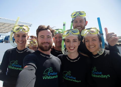 Great Barrier Reef Day Cruise To Reefworld - Accommodation Main Beach 4