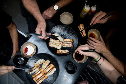 Melbourne Foodie Discovery Walking Tour - Accommodation Main Beach 3