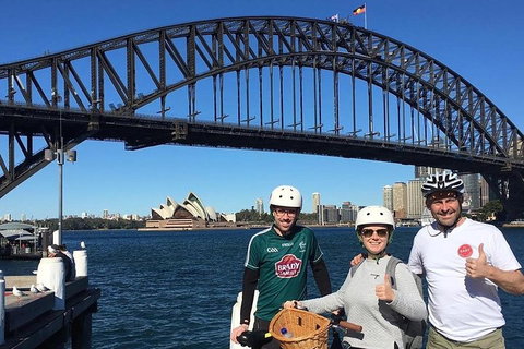 The Sydney Express - Accommodation Main Beach 2