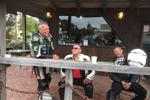 Royal Enfield Continental GT 650cc - Accommodation Main Beach 4