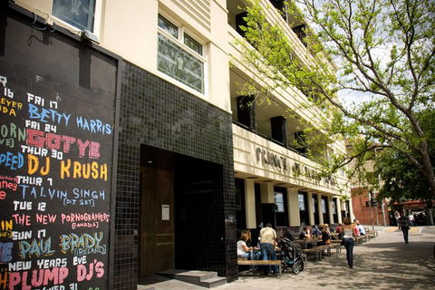 Live Music Melbourne Bus Tour - Accommodation Main Beach 2