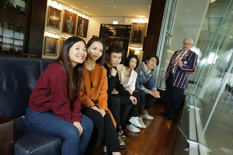 Sports Tour Of Melbourne With MCG Tour And Australian Sports Museum Access - Accommodation Main Beach 0