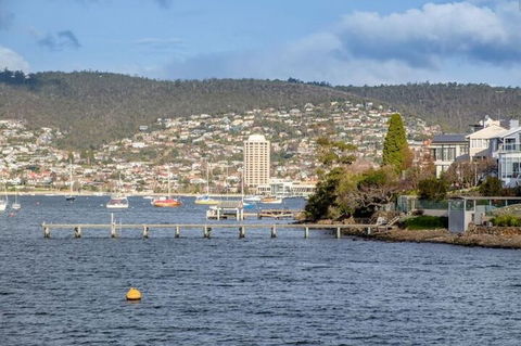 Derwent River Historic Harbour Cruise From Hobart - Accommodation Main Beach 5